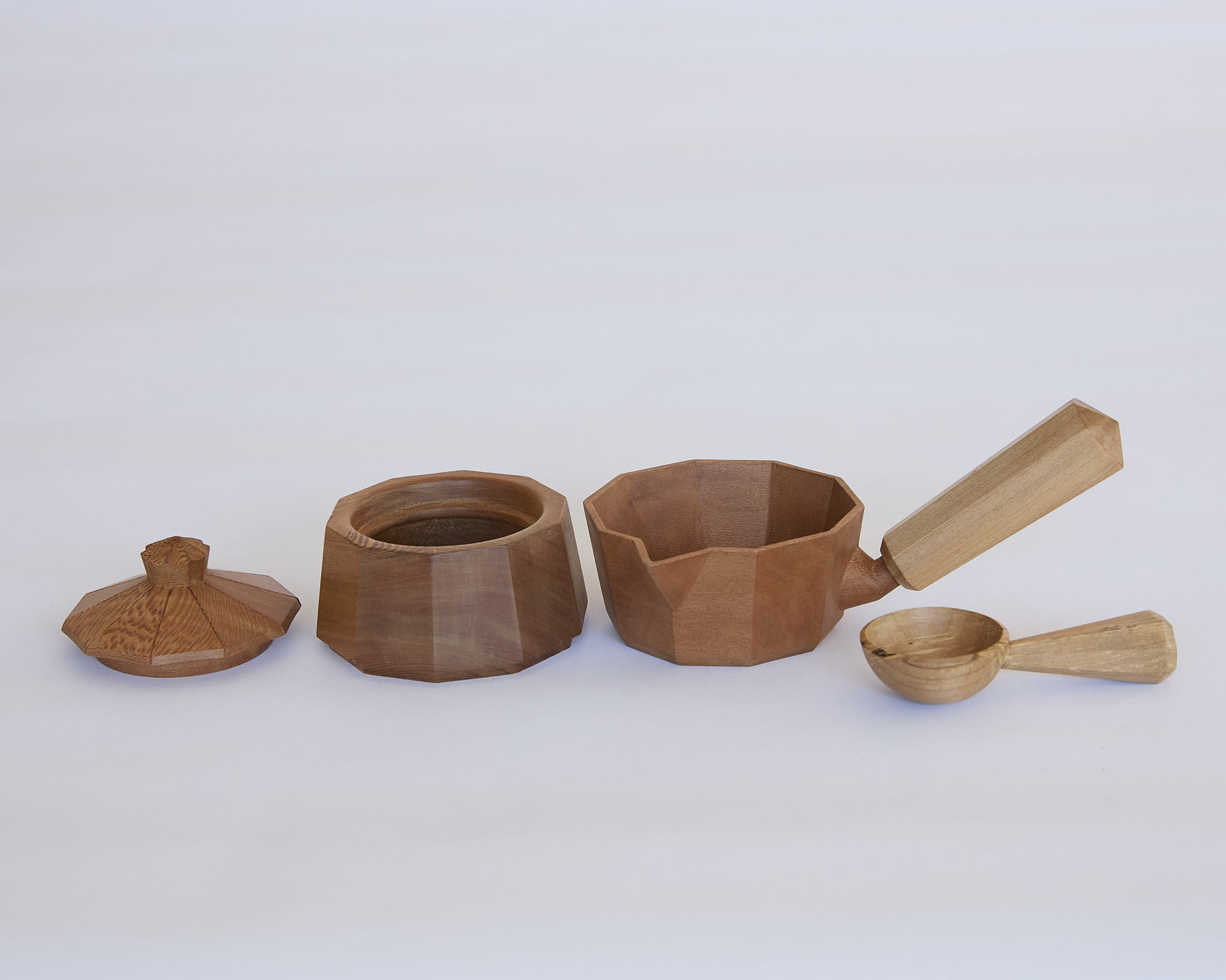 Hand-carved coffee or tea pot - Image 2