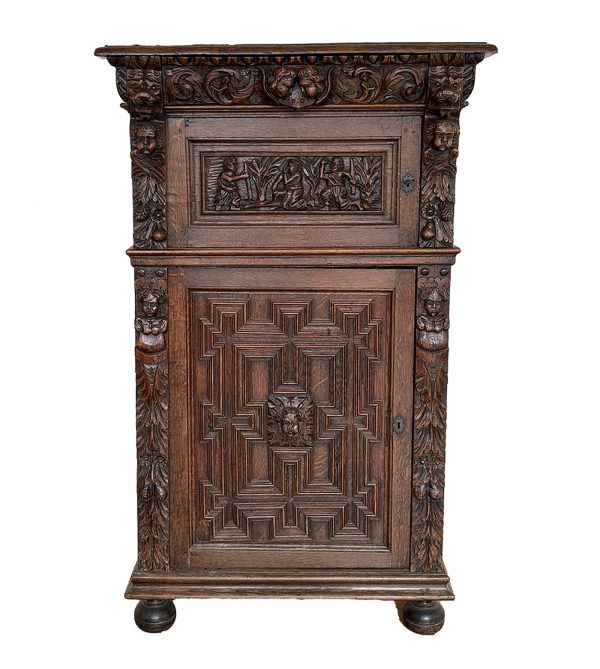 19th C. with 17th C. elements carved oak cupboard - Flanders